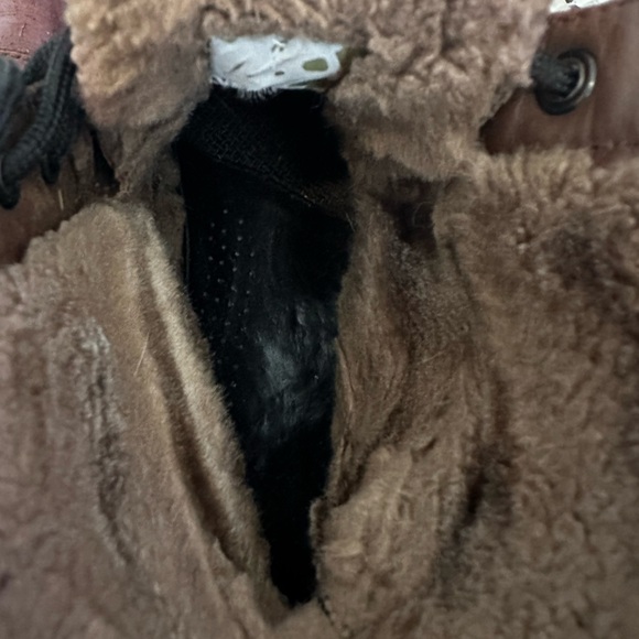 Boots - Picture 8 of 15